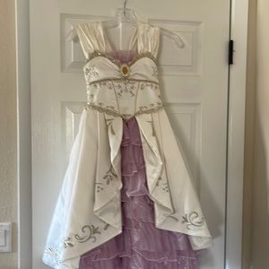 Disney Limited edition rapunzel wedding dress size 6 girls